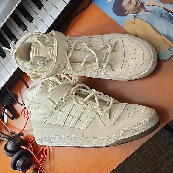 Ivy Park Edition Adidas forums by Blue Ivy - Picture 2 of 12